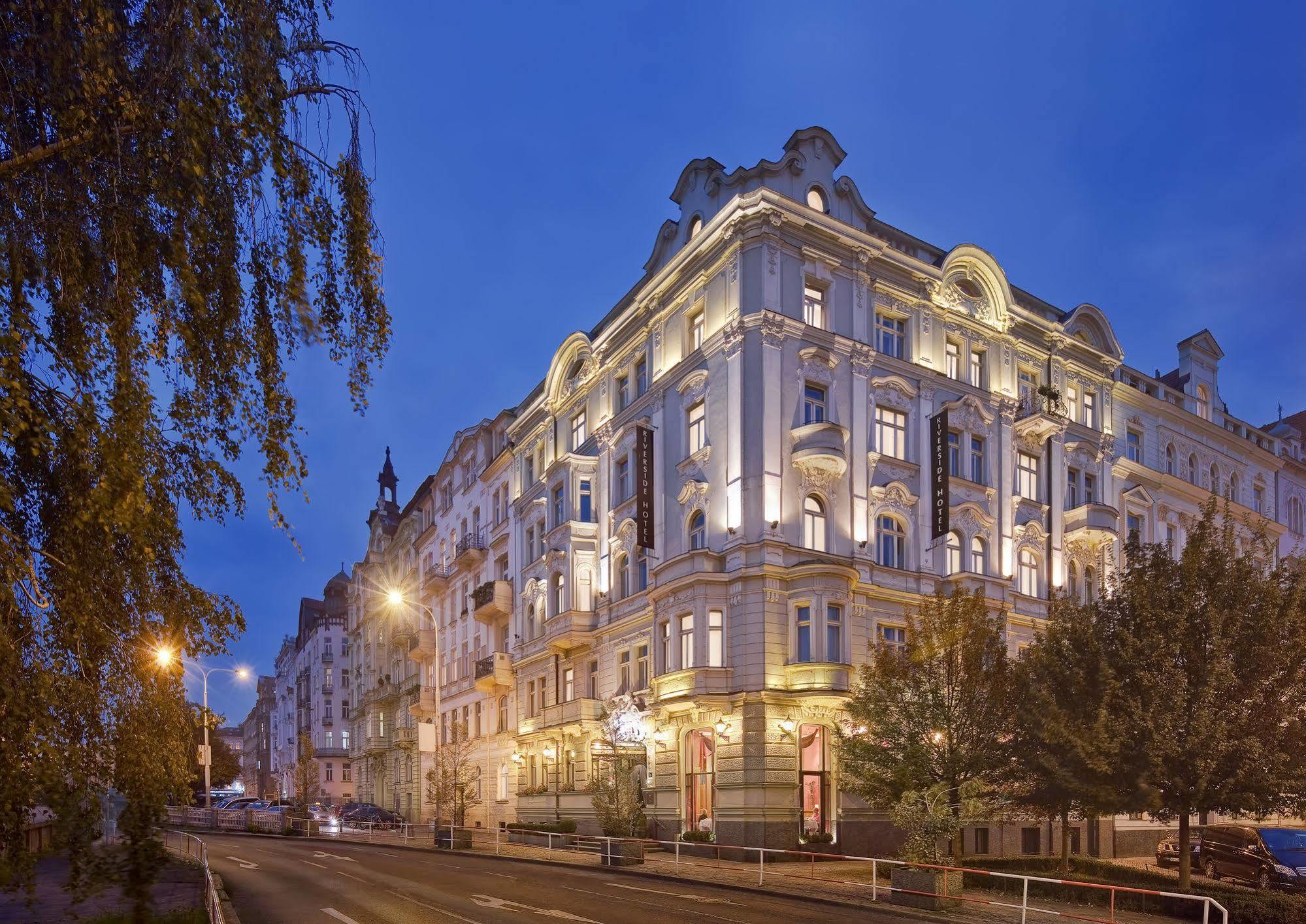 Mamaison Hotel Riverside Prague Exterior photo